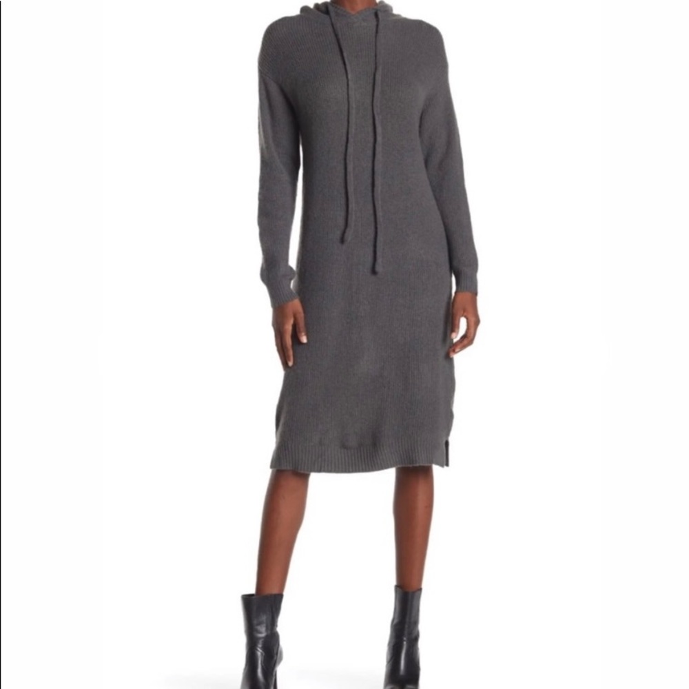 Stitchdrop 🔘Sport Chic Midi, Charcoal, Medium NWT